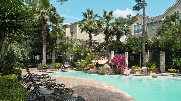 Nexpoint Residential Trust S Old Farm Apartment Homes Stone Old Farm Apartment Homes A 734 Unit Complex At 2500 Road
