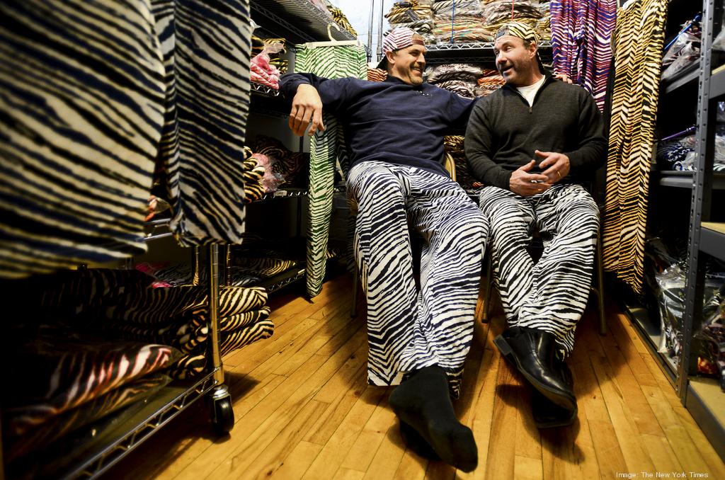 bknuniformzubaz.jpg