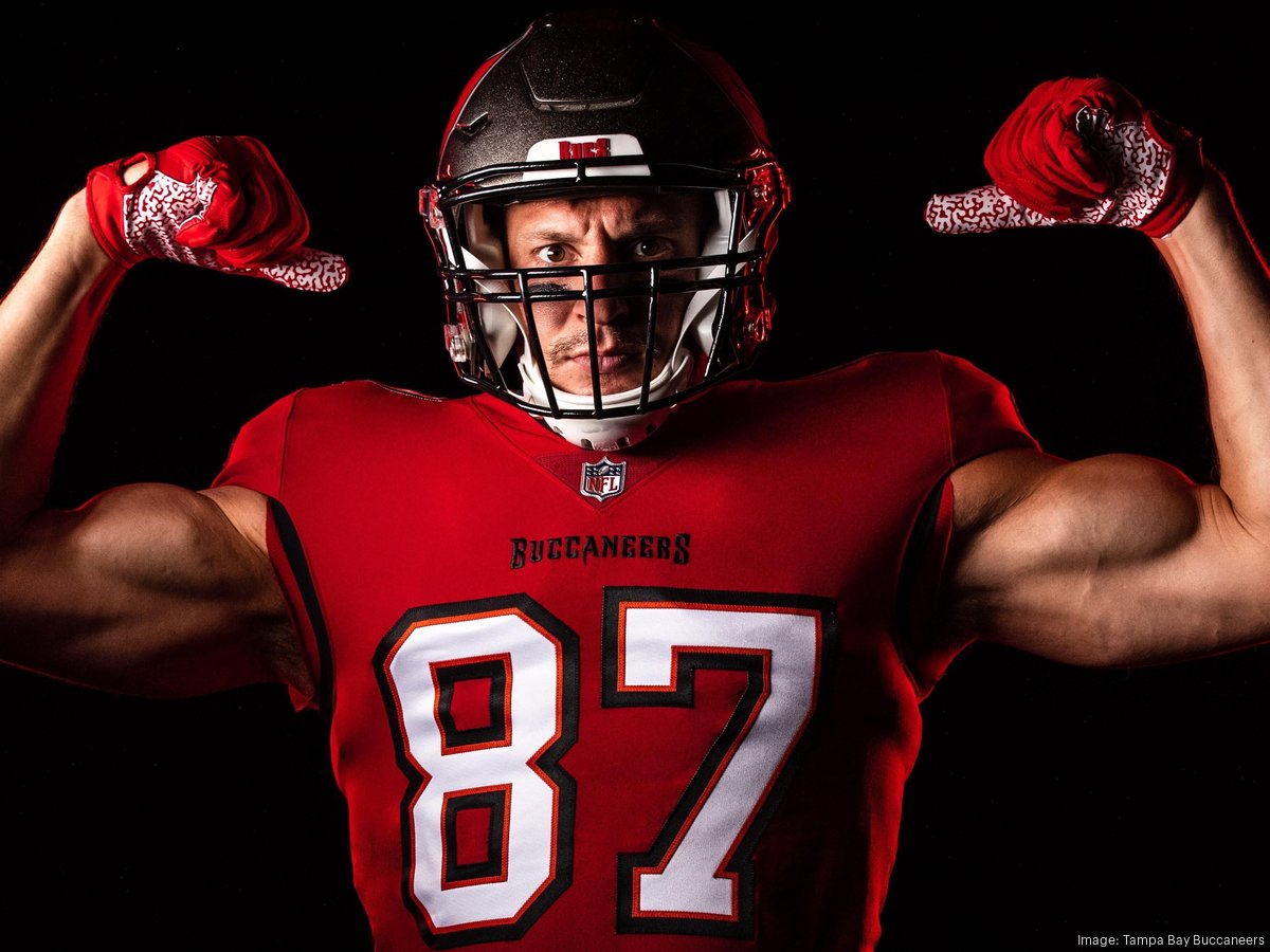 Rob Gronkowski in his new Buccaneers uniform - Tampa Bay Business Journal