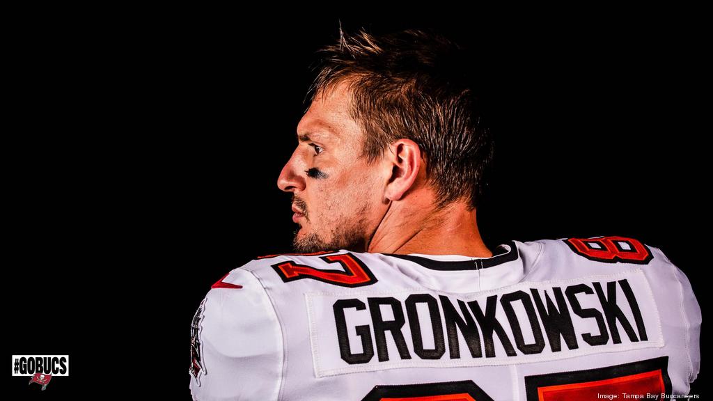 Rob Gronkowski Debuts His Tampa Bay Buccaneers Uniform