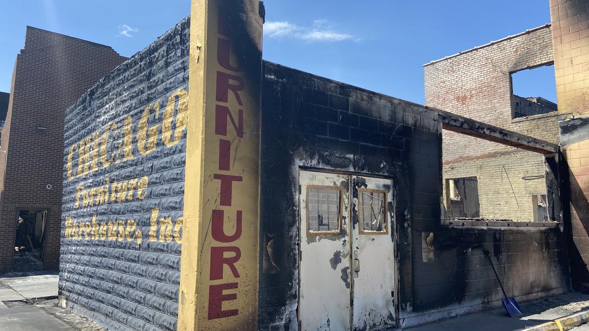 Path forward unclear for Chicago Furniture Warehouse near Lake Street
