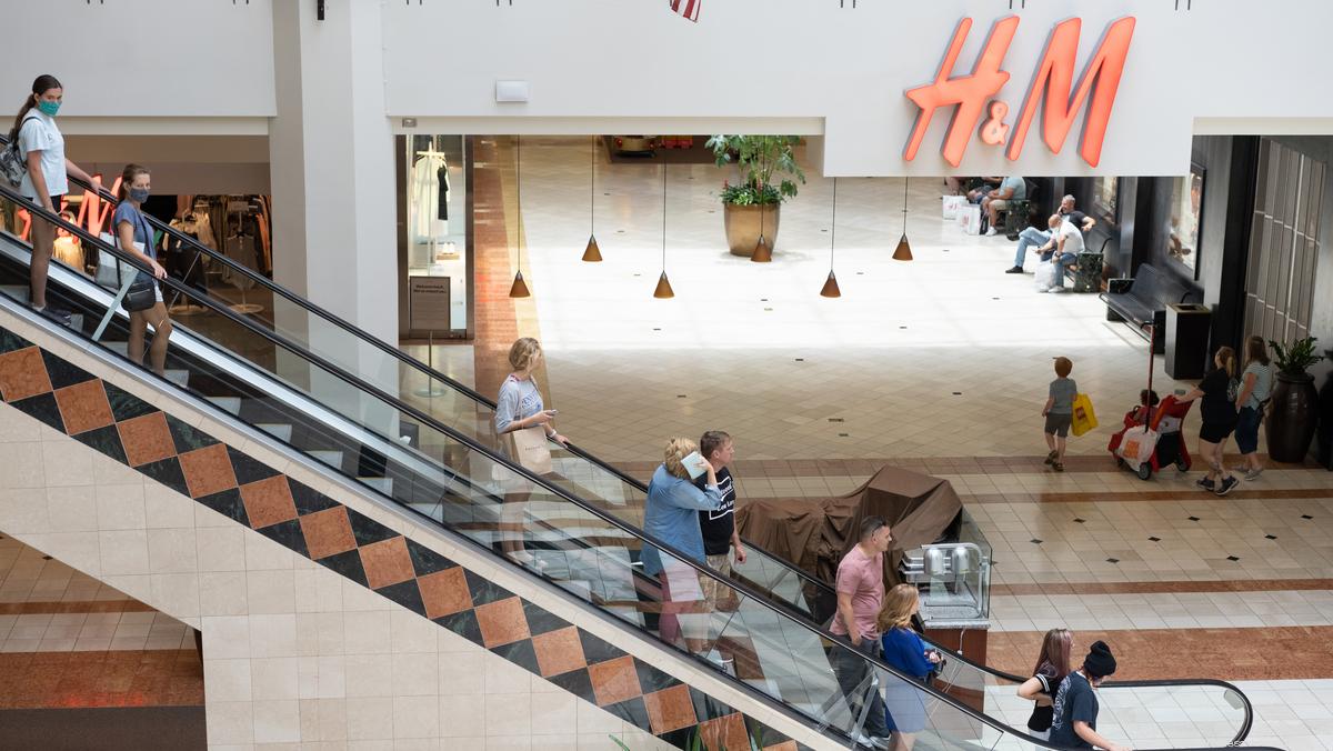Raleigh's Crabtree Valley Mall goes up for sale, listed by EastDil Secured  - Triangle Business Journal