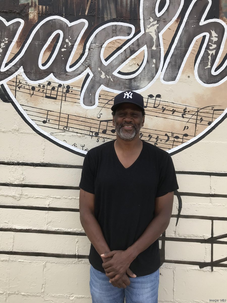 Soul kitchen: Larry Springfield's SugaShack now open at 392 Beale St ...