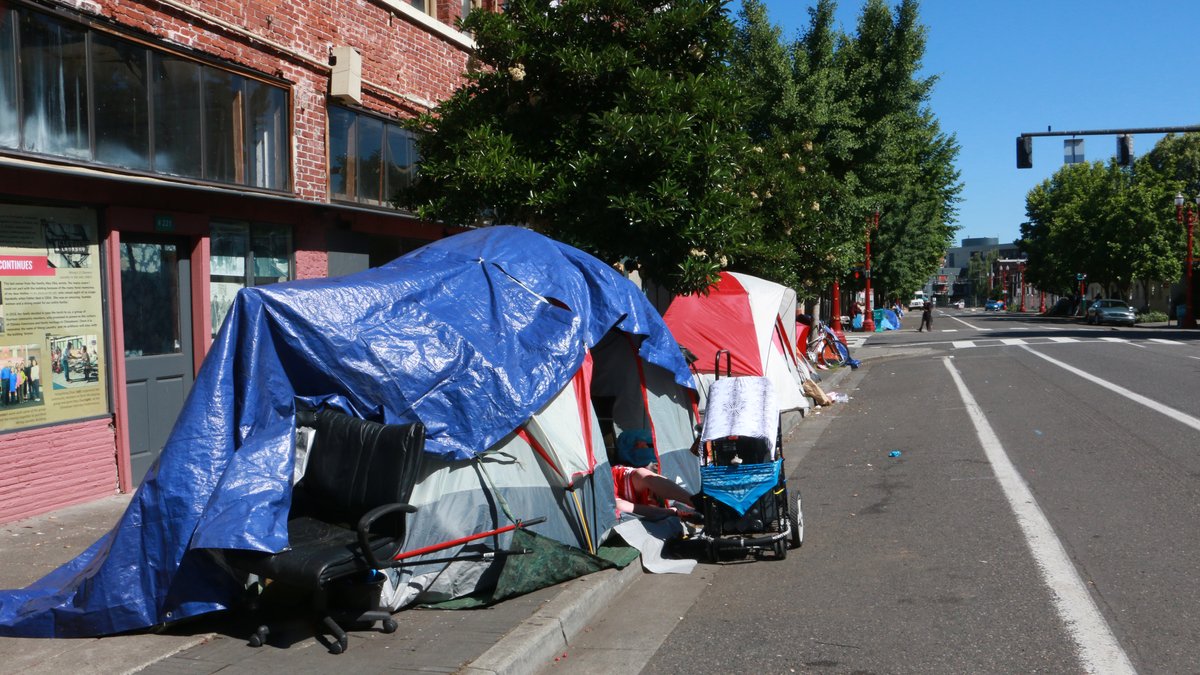 Portland Homeless Tents Nw Third 6 20206868*1200xx5472 3078 0 285 