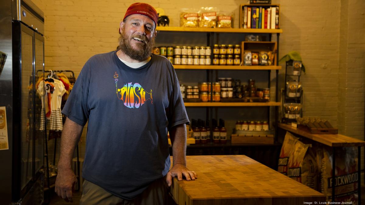 Chris 'Mac' McKenzie is the man behind one of St. Louis' best burgers ...