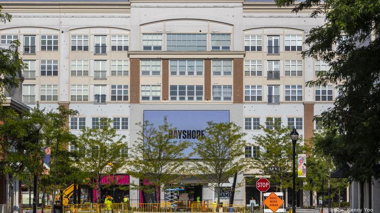 Bayshore mall #39 s new apartments start construction Milwaukee Business