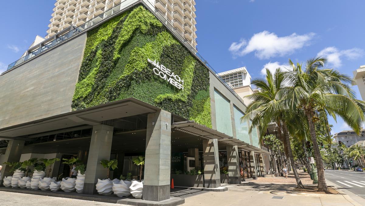 Large Waikiki space up for lease after Covid fells Roberts Hawaii's Magic of Polynesia Pacific