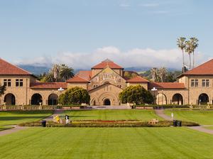 Stanford_Oval_May_2011_panorama