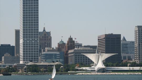 Milwaukee_skyline