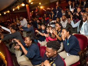 rsz_students_at_hamilton_education_program_in_chicago_at_the_privatebank_theatre_photo_credit_justin_barbin_p