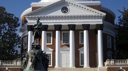 Rotunda_north_UVa_wrapped_capitals_2010