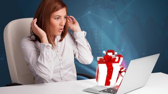 Tech-Gifts-Presents-Digital-Holidays