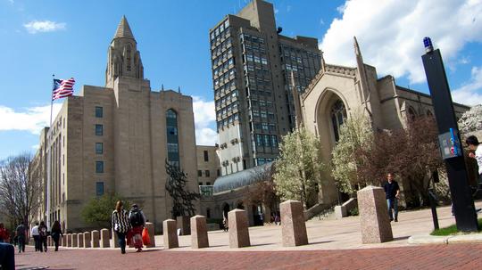 Canada goose shop boston university