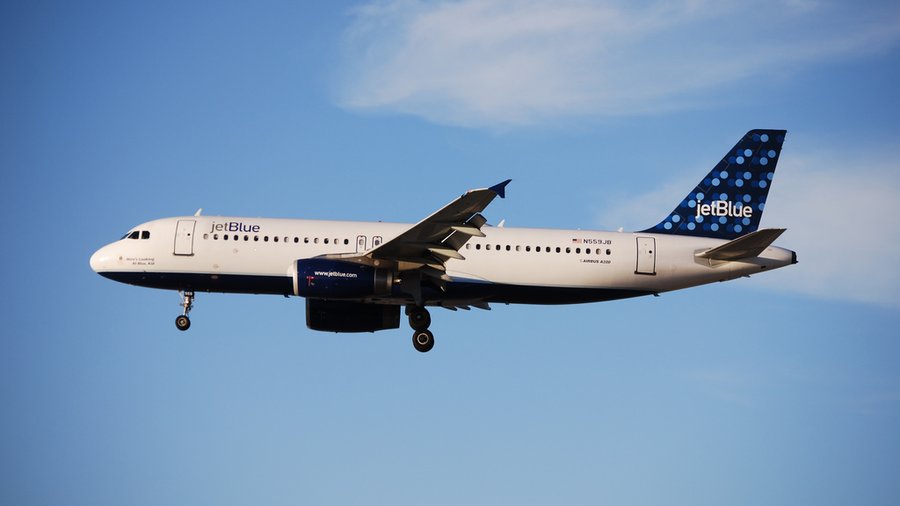 JetBlue - Our crewmembers at New York's LaGuardia airport