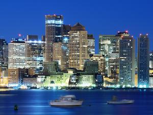 shutterstock_boston-skyline-at-night