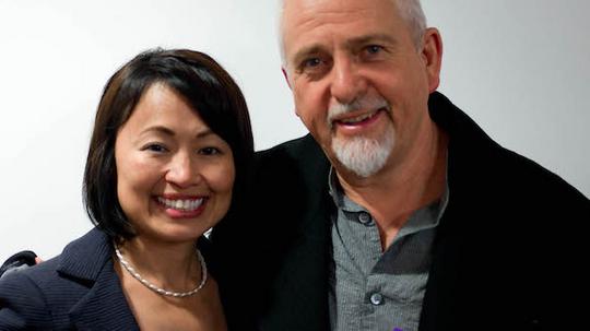 Sheila_Marcelo_and_Peter_Gabriel