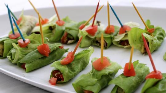 Mealworm-Lettuce-Wraps-cropped