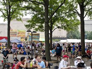 1024px-Food_area_and_pay-to-dance_segment_on_Constitution_Avenue_NW_-_DC_Capital_Pride_street_festival_-_2013-06-09_(9007545704)