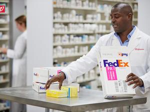 fedex2-W