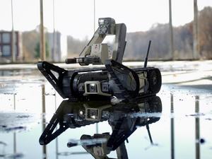 small-Endeavor-Robotics-Scorpion