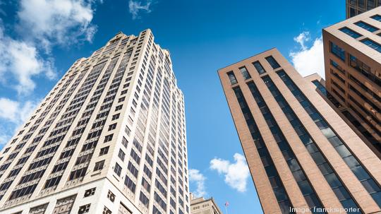 Milwaukee downtown city building