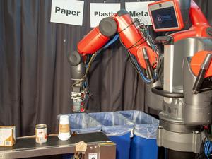 1 wider shot of RoCycle wconveyer belt & Baxter hardware - photo credit Jason Dorfman, MIT CSAIL