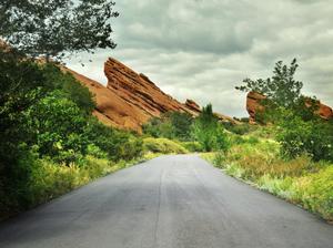 Road through Red Rocks Park