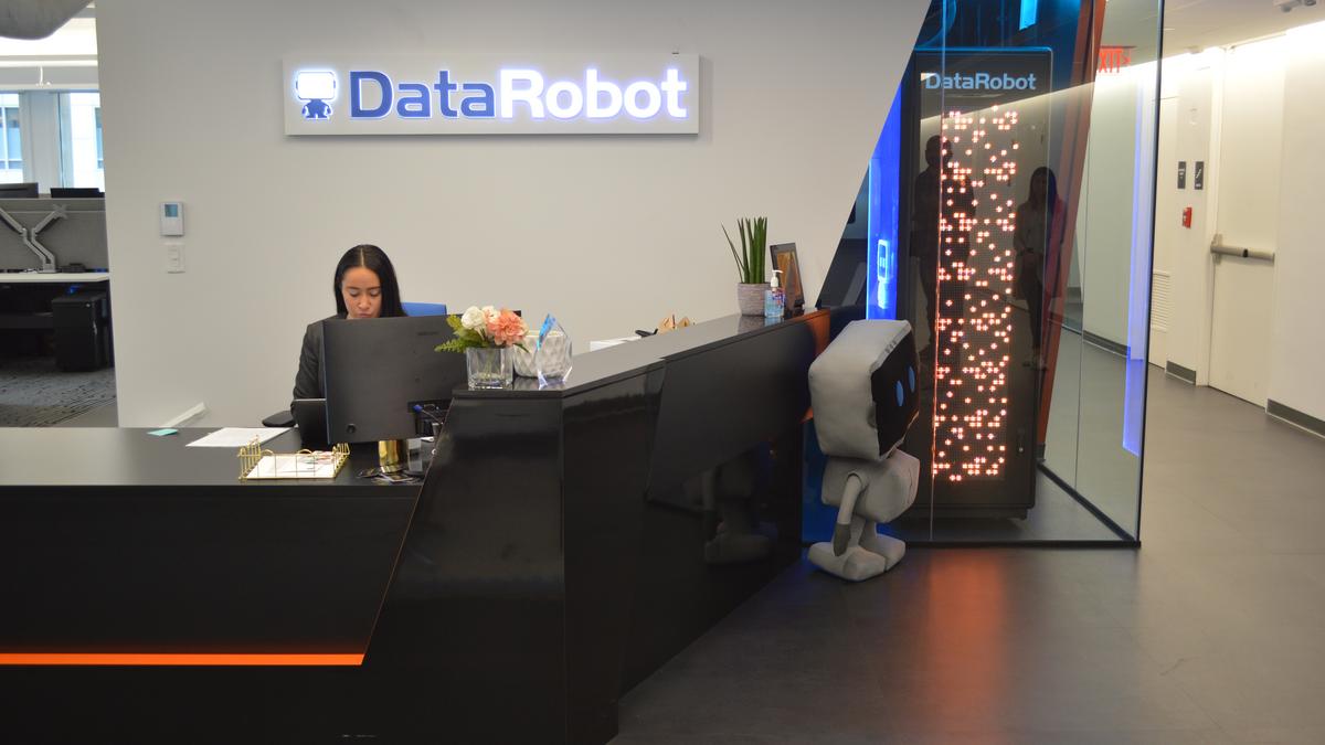 #OfficeEnvy: Inside DataRobot's New Spaceship-Like Office - The Business Journals