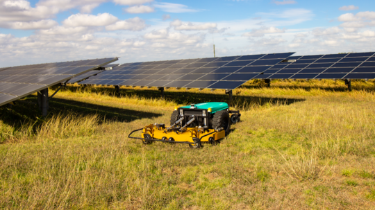 Solar powered online mower