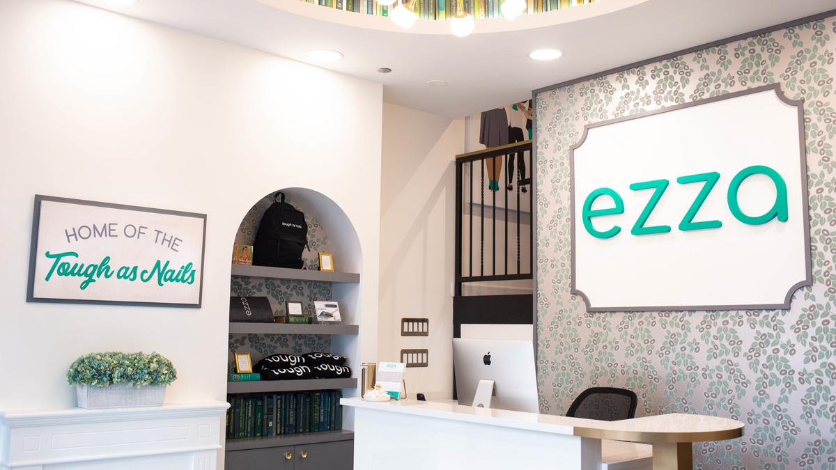 Nail salon startup Ezza opens 3rd Chicago location [photos] - Chicago ...