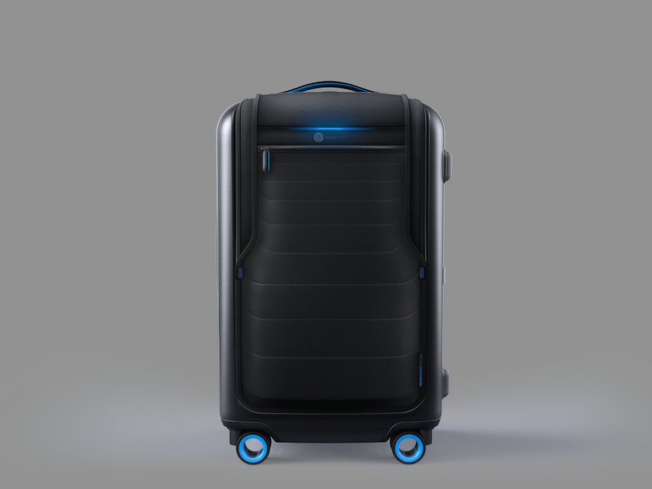 smart carry on luggage