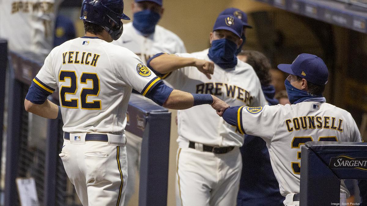 Milwaukee Brewers franchise valuation increases 2 to 1.22 billion