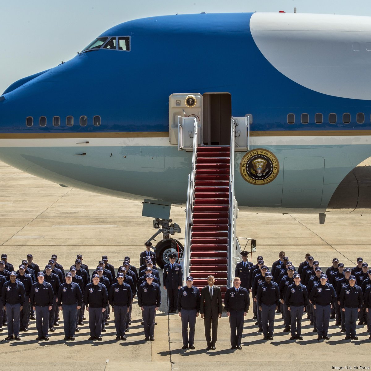 Boeing's New Air Force One Hit by Production Mishaps - WSJ