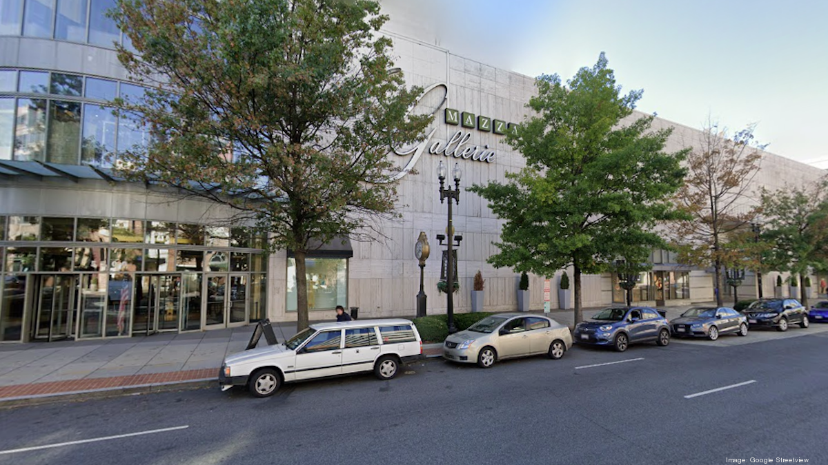 JUST IN: Neiman Marcus Last Call Closing in the Mosaic District