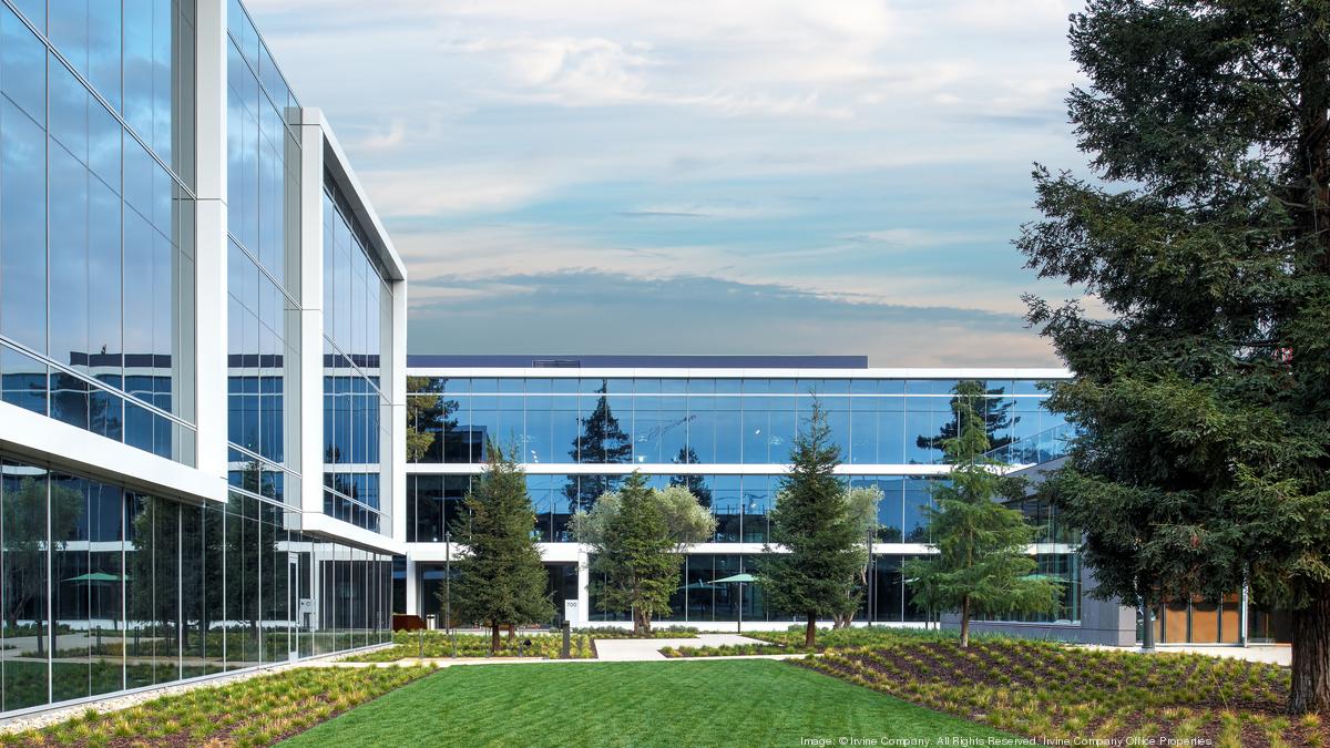 Exclusive: Apple signs Silicon Valley's largest office lease of 2021 — 6  buildings, 700,000 square feet in Sunnyvale - Silicon Valley Business  Journal