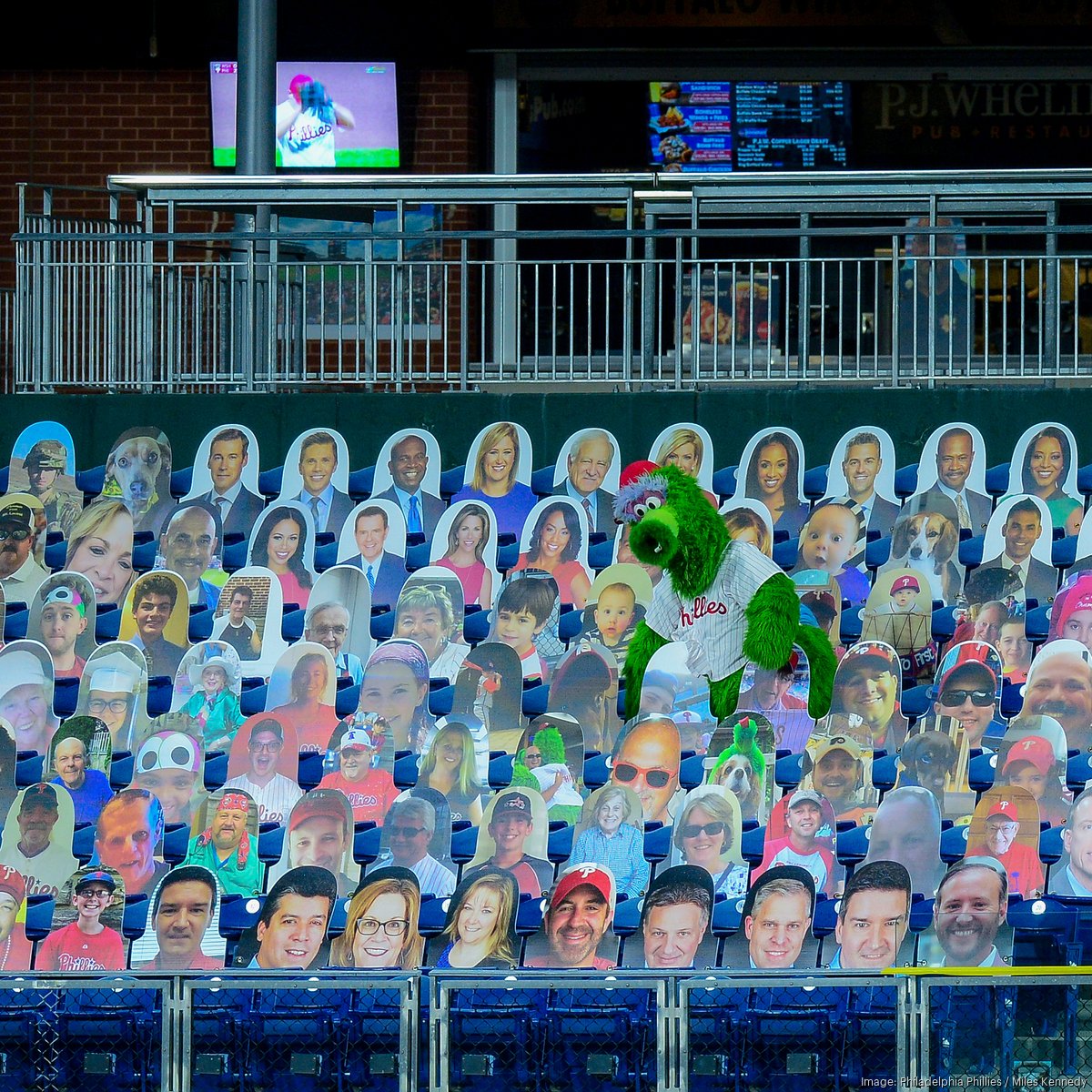 Brewers fans have chance to join Uecker in last row with 'Cutout Crew