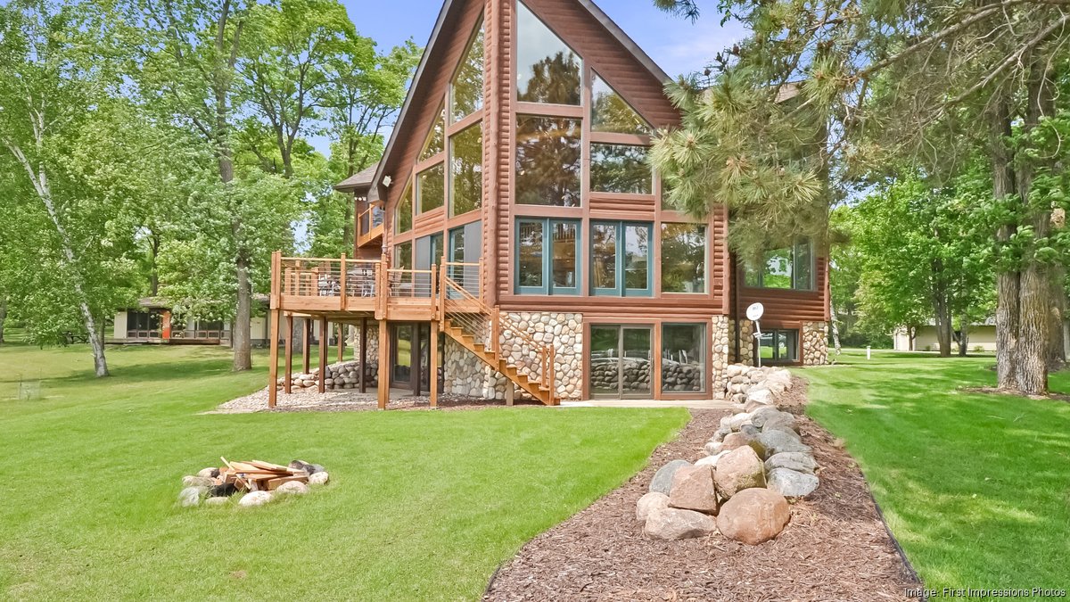 Dream Cabins Huge home on coveted Cross Lake listed for 1.99M