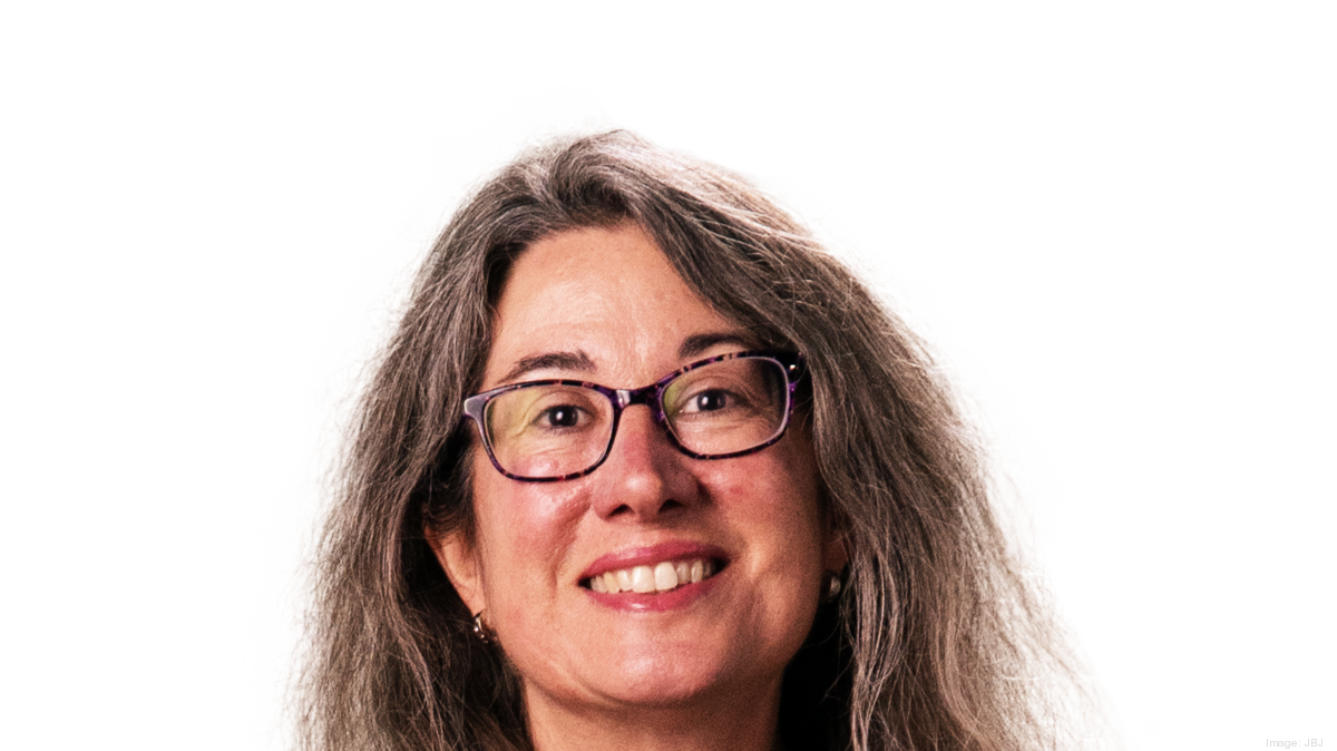 2020 Women of Influence Dawn Gilman of Changing Homelessness