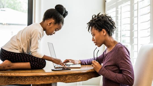 The Mom Project offering tech scholarships for 10,000 women of color