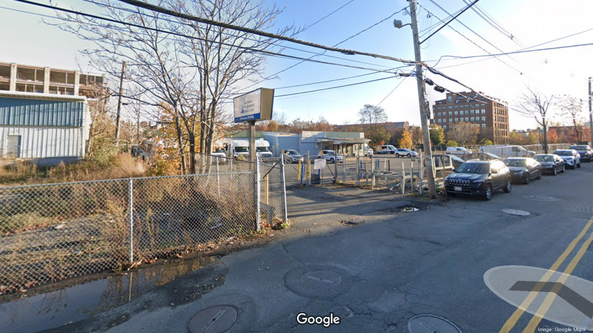 471 housing units pitched on land owned by East Boston health center