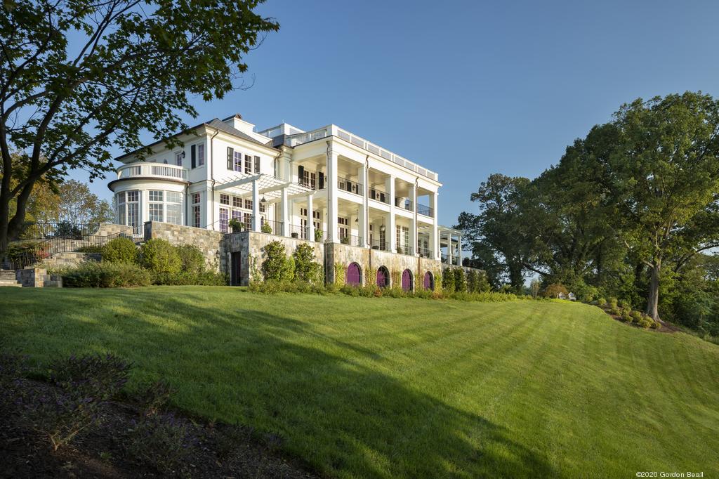 Redskins owner Snyder is selling his Md. mansion near the Potomac River -  WTOP News