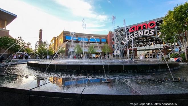 Vera Bradley will open Kansas City's first-area outlet store at Legends  Outlets this summer - Legends Outlets Kansas City - Outlet Mall, Deals,  Restaurants, Entertainment, Events and Activities