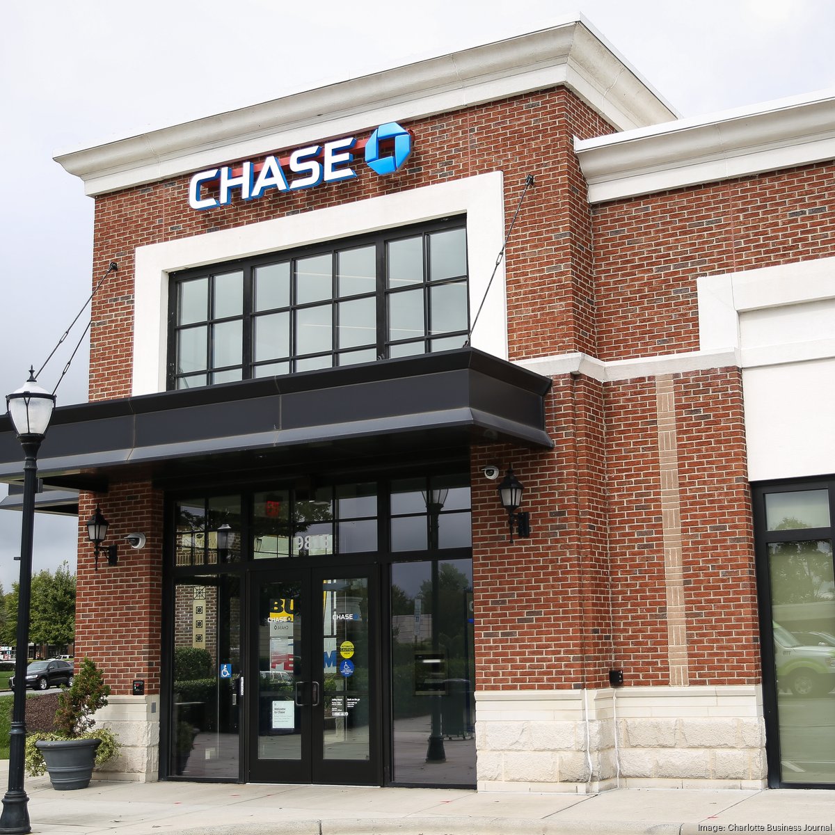 JPMorgan Chase to open branch at Riverbend Village near Mountain