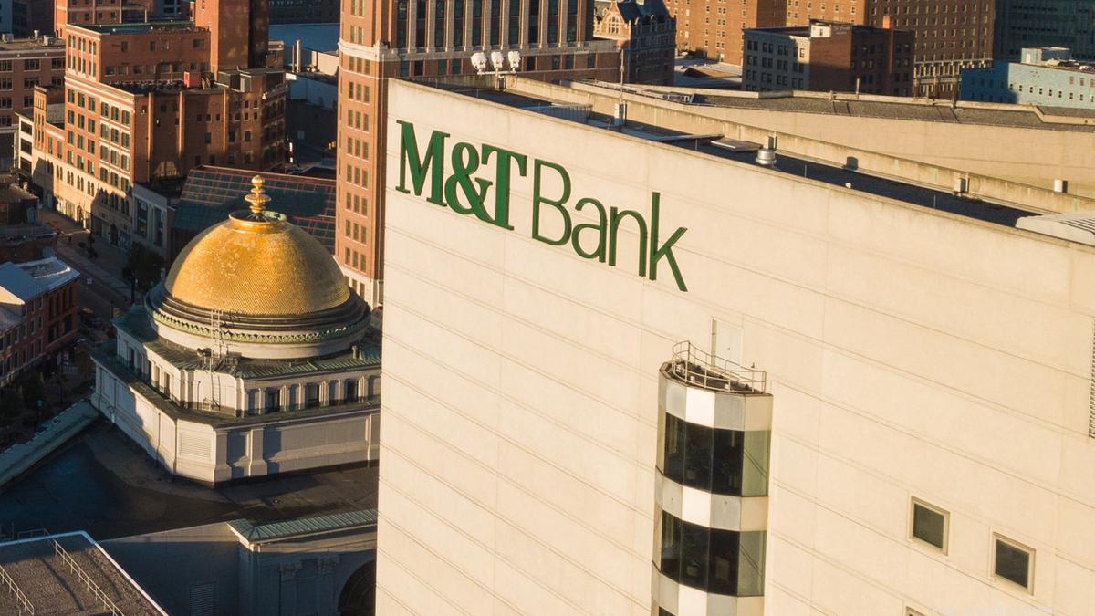 M&T Bank's Wilmington Trust selling CIT business to Chicago private