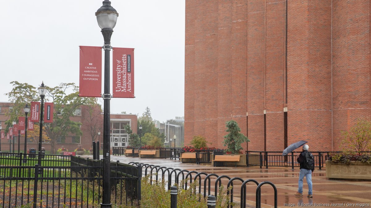 UMass Amherst To Shift Campus To Renewable Energy Boston Business Journal   Umass Amherst 20*1200xx6128 3445 0 268 