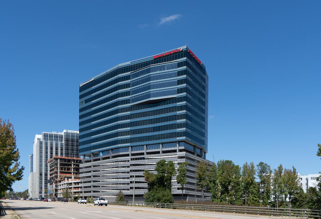 auto-advance-ai office