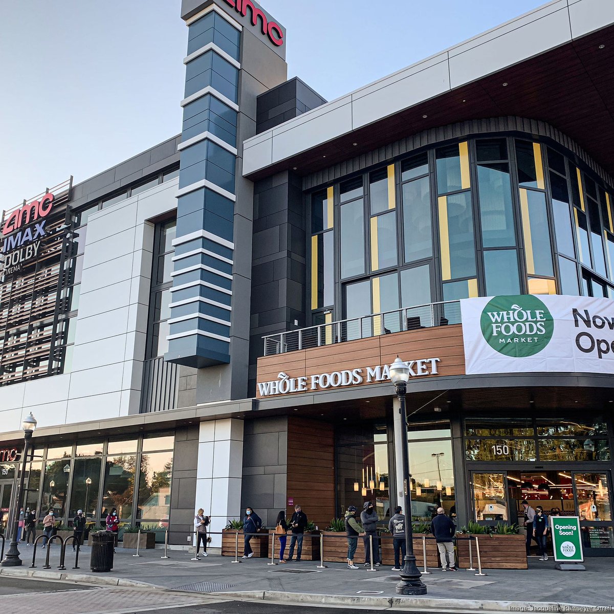 https://media.bizj.us/view/img/11896166/20201029sunnyvalewholefoodsgrandopening-281*1200xx1507-1507-271-0.jpg