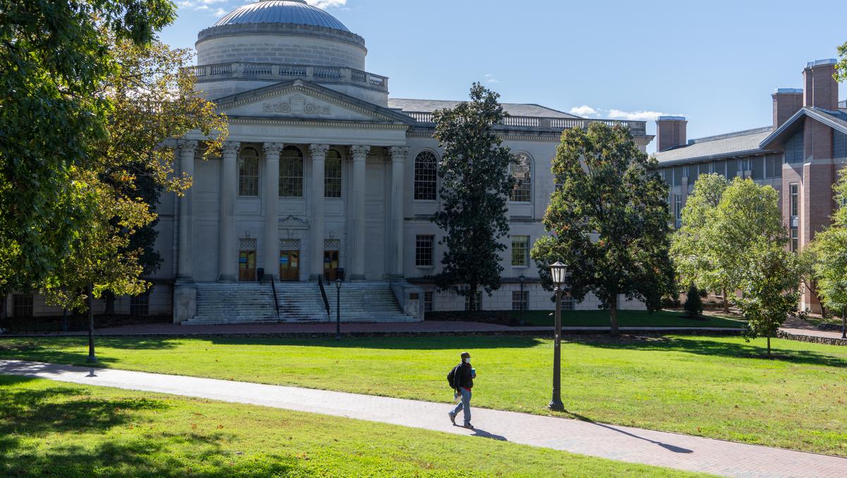 After weeks of backlash, UNC board grants tenure to Nikole Hannah-Jones ...