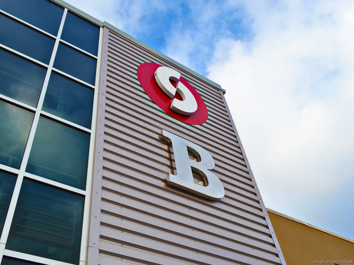 Sinclair College unveils $1.2M 'smart manufacturing lab': PHOTOS - Dayton  Business Journal