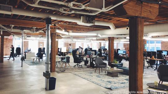 Popular Pays' former Loop office